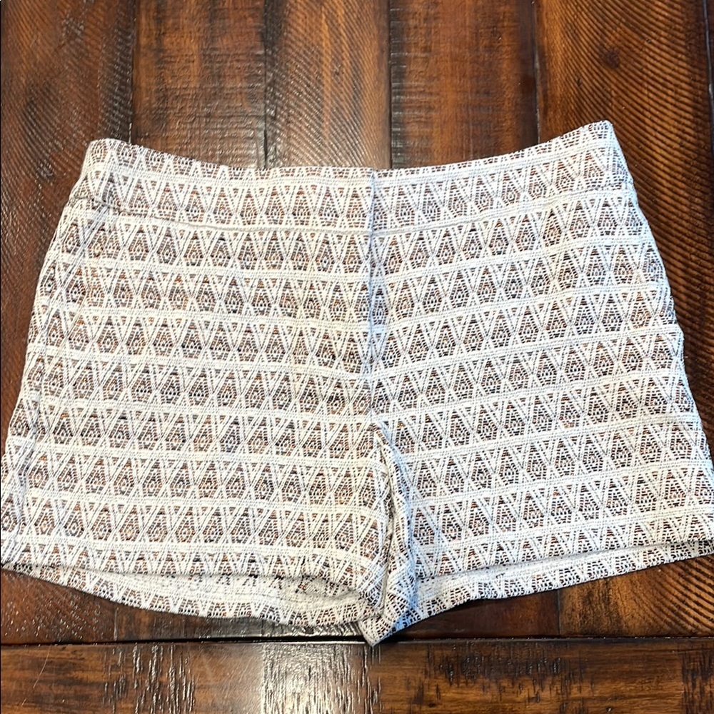 ANN TAYLOR LOFT The Riviera Short 8